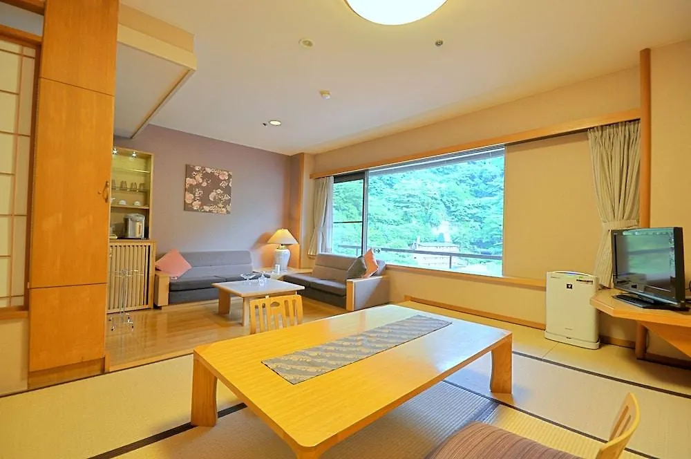 Hotel Okada Hakone 4*,